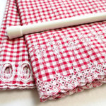 1人暮らしの部屋をオシャレにする「突っ張り棒」インテリア術