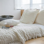 へこみ・軋みは寿命のサイン！　ベッド・マットレスの買い替え時期